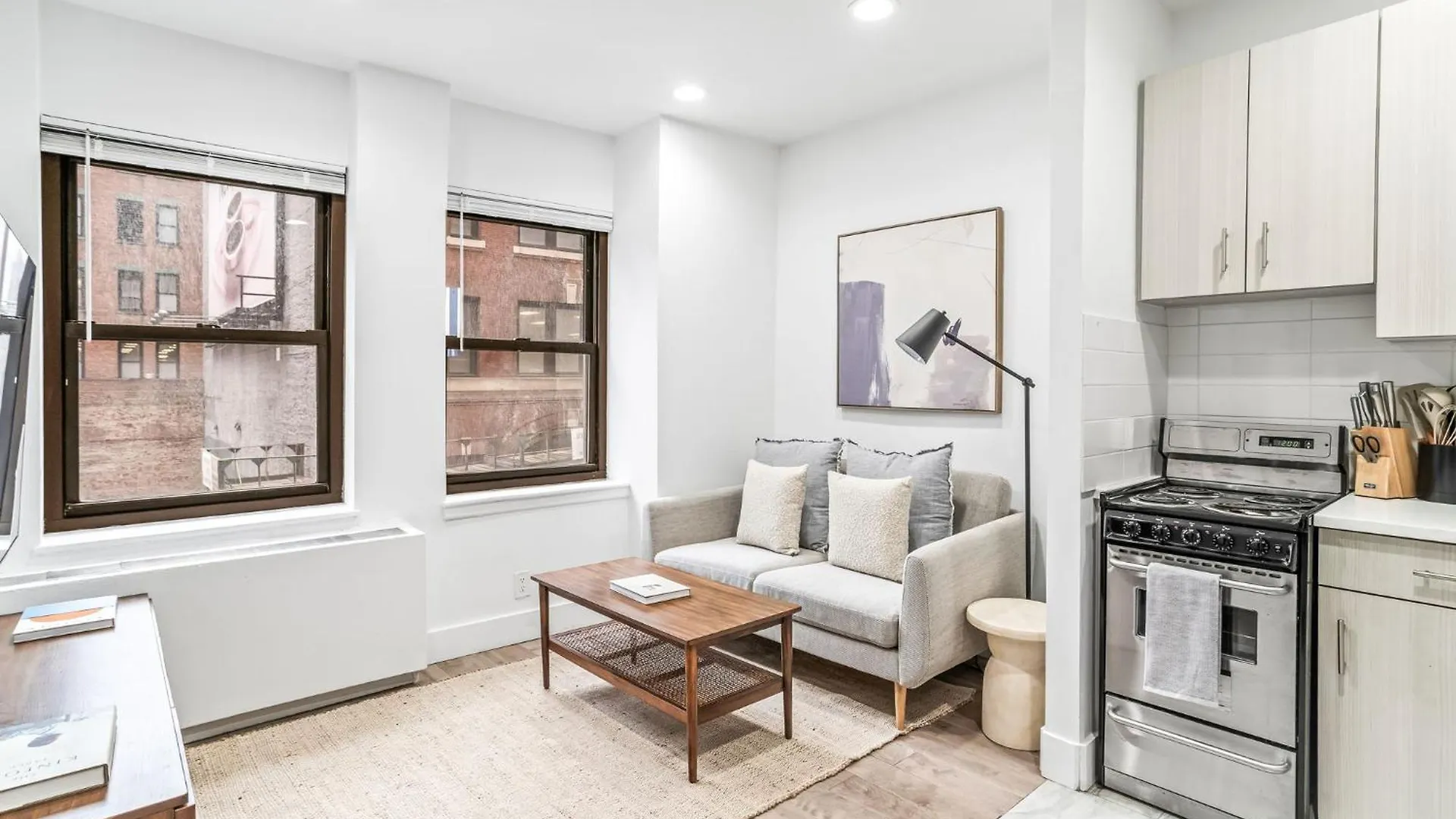 2Bed 1 Bath Cozy Gem Apt Apartment New York United States